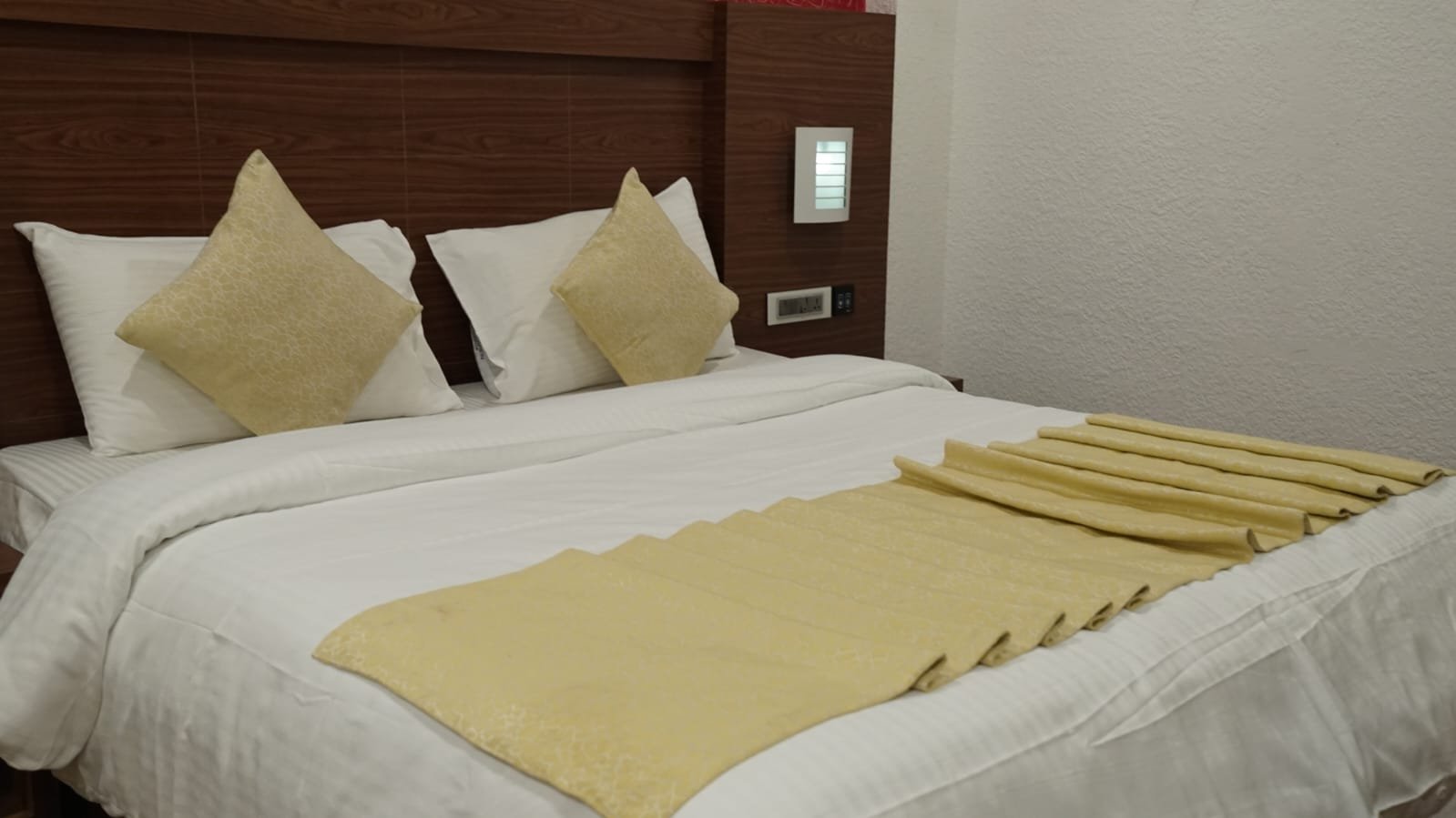 WhatsApp Image 2025-10-22 at 13.32.05_64c52c91