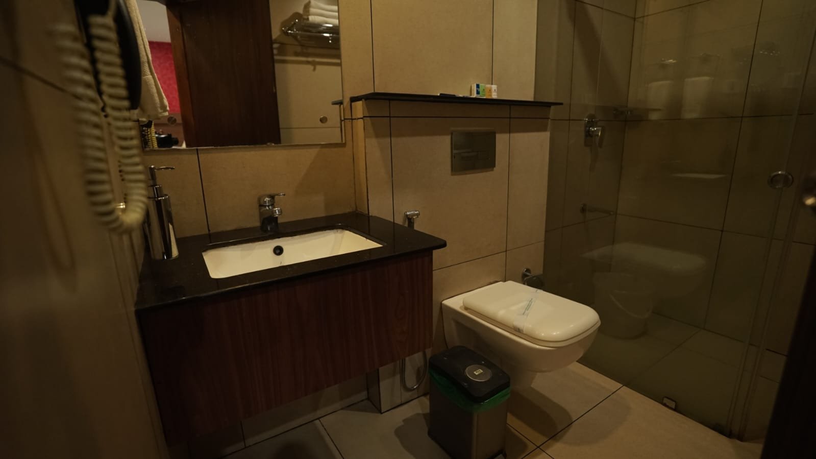 WhatsApp Image 2025-10-22 at 13.32.06_a58cb406